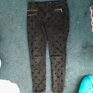 Black velvet hearts skinny pants size 28